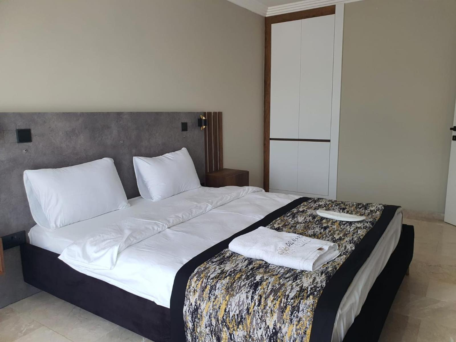 Del Mare Park Hotel Kyrenia  Exterior foto
