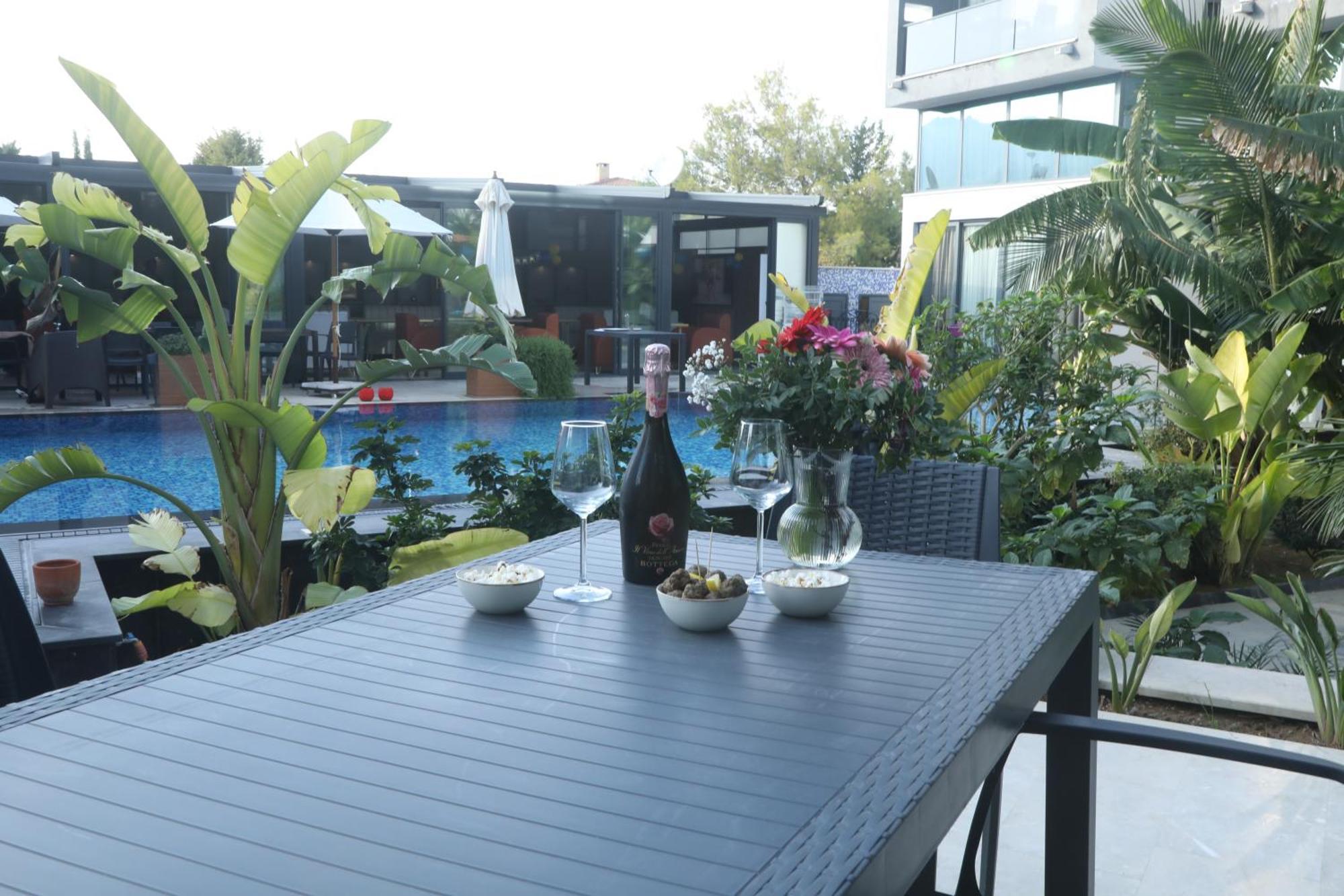 Del Mare Park Hotel Kyrenia  Exterior foto